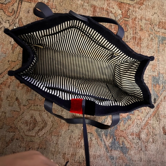 KATE SPADE NEW YORK 
Washington Square Mega Sam Flannel Tote - Picture 7 of 10